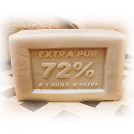 kvalitní Marseillské mýdlo obsahuje 72% rostlinných olejů